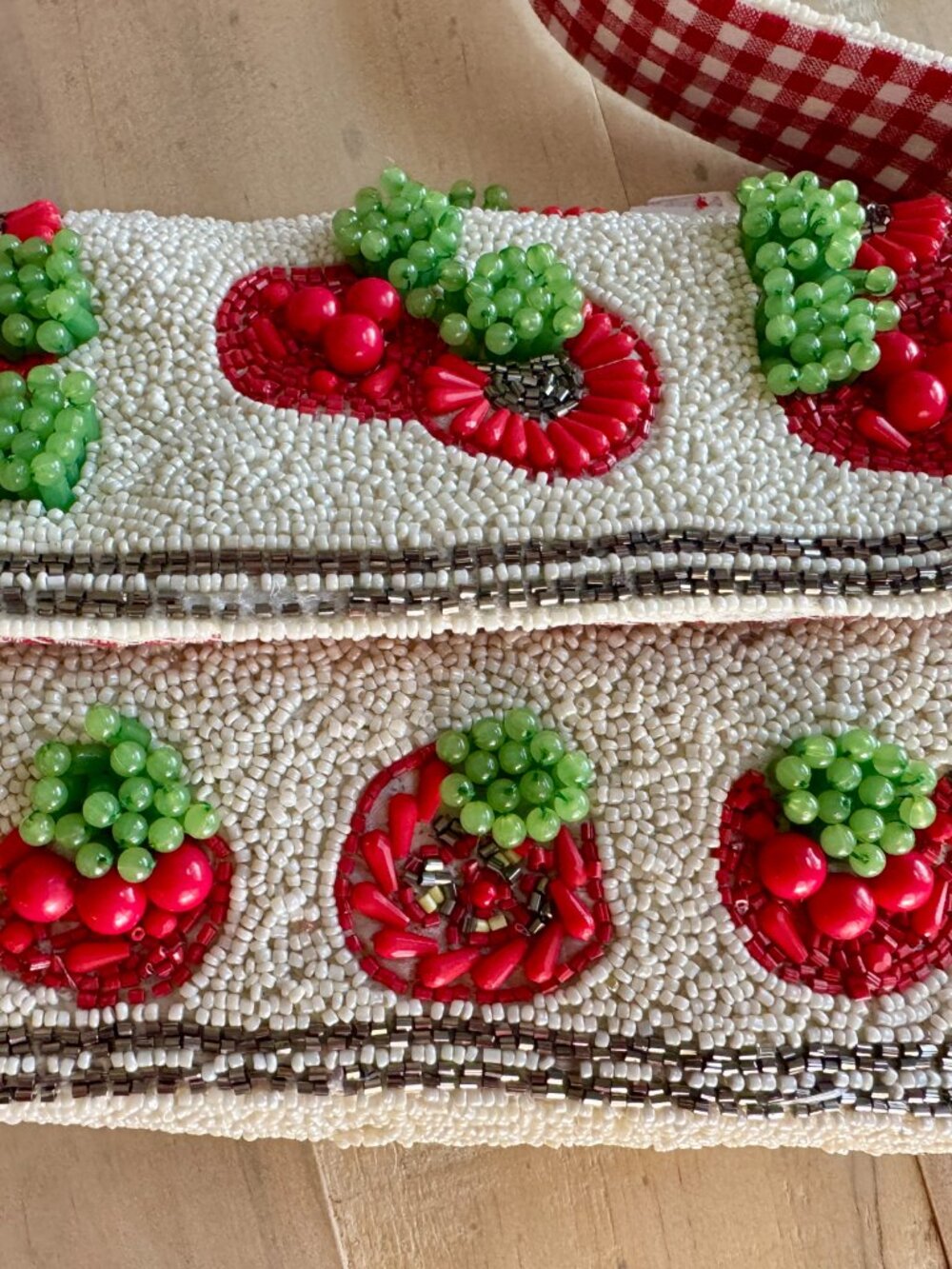 Brand New With Tags (NWT) Viral TikTok Tomato Beaded Shoulder Bag - Picture 2 of 6